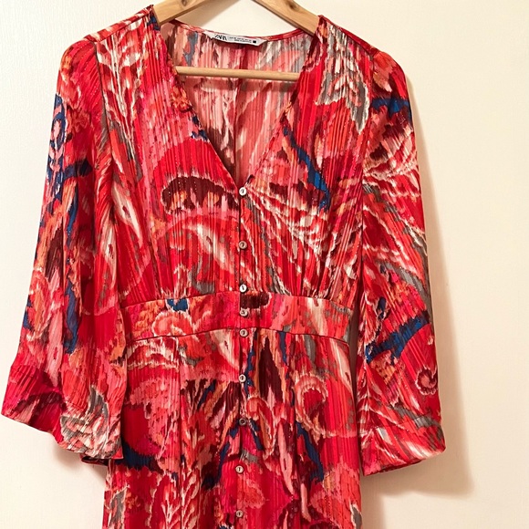 Zara metallic dress size xs . Adorable flowy dress/ coverup/ beachy outfit - Picture 6 of 7
